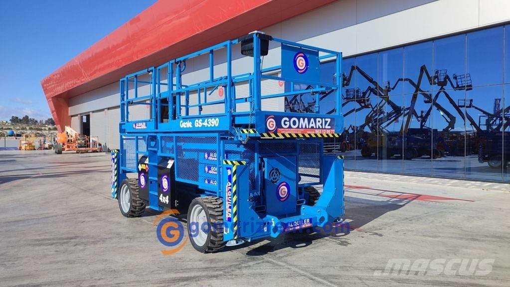 Genie GS 4390 RT 剪式升降機