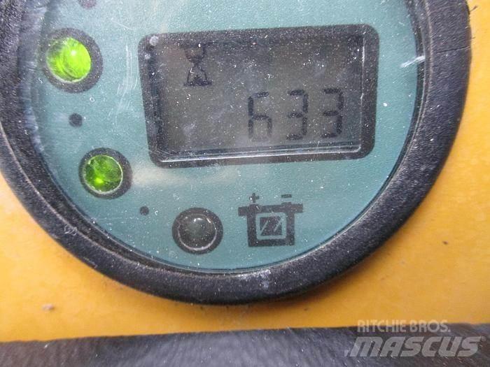 CAT NSP12K1 行走控制式堆積機