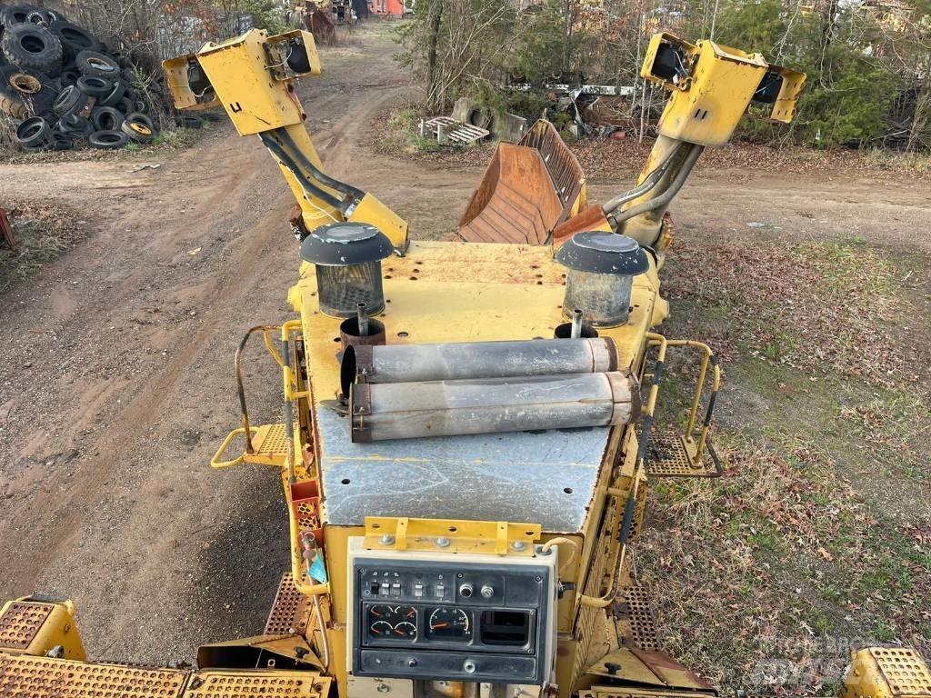 CAT D 11 R 履帶推土機