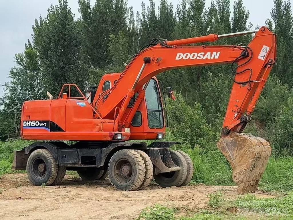Doosan DH 150 W-7 旋轉式挖土機/掘鑿機/挖掘機