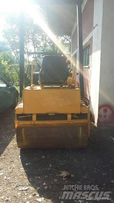 Bomag 120 雙輪滾壓機