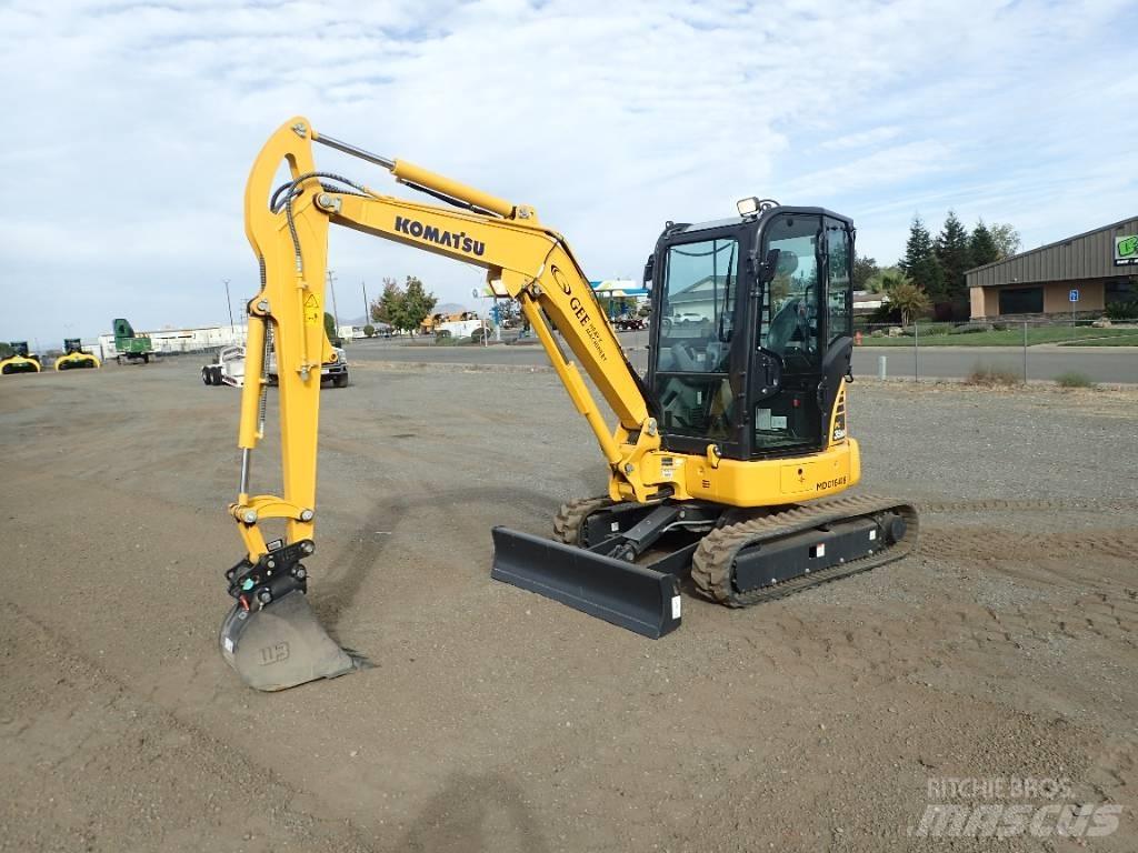 Komatsu PC35MR-5 小型挖土機/掘鑿機<7t(小型挖掘機)