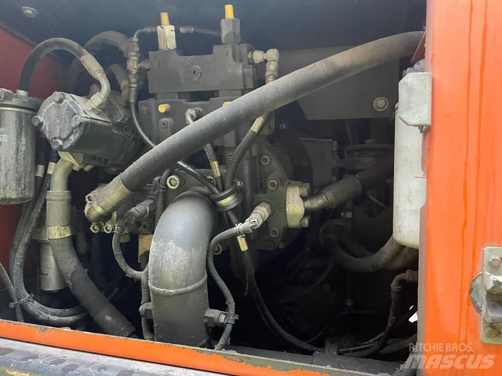 Doosan DX 210 W - 5 旋轉式挖土機/掘鑿機/挖掘機