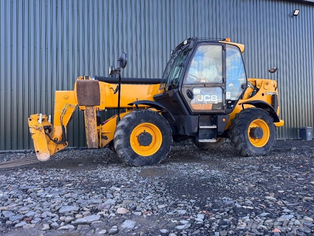 JCB 540-170 伸縮臂操作車