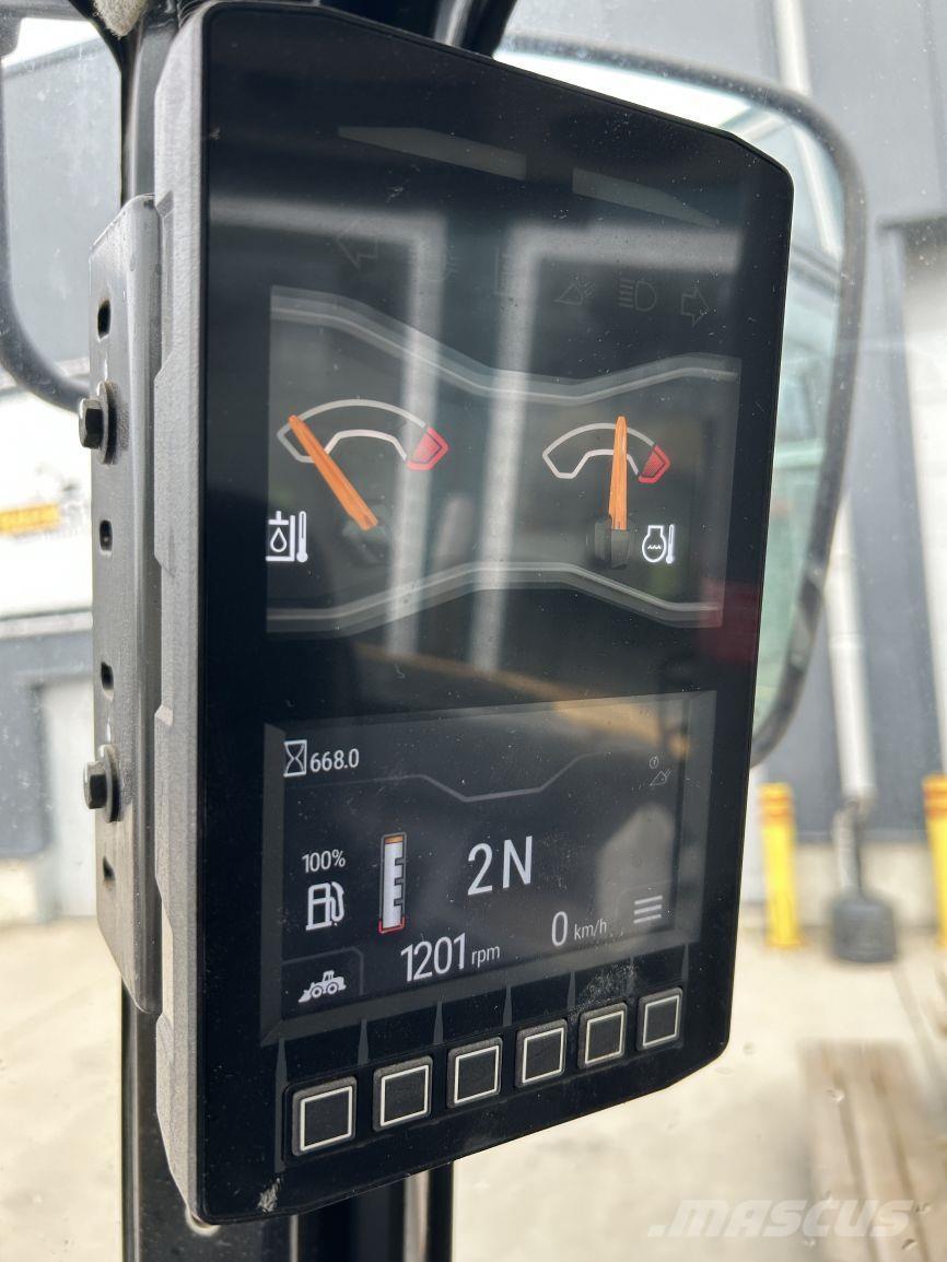 CAT 906M (8758) 多功能裝載機