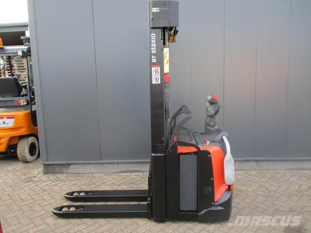 BT SPE 140L 行走控制式堆積機