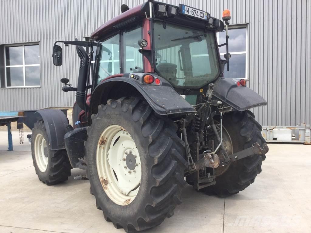 Valtra N123 曳引機
