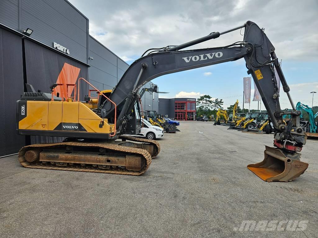 Volvo EC 250 EL 履帶式 挖土機/掘鑿機/挖掘機