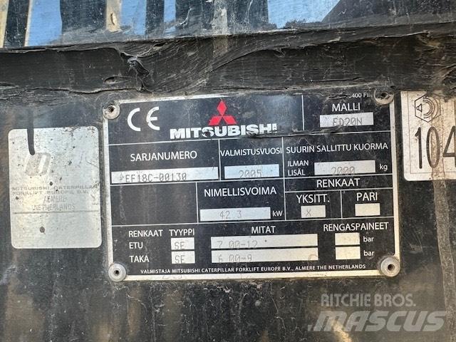 Mitsubishi FD 20 N 柴油卡車