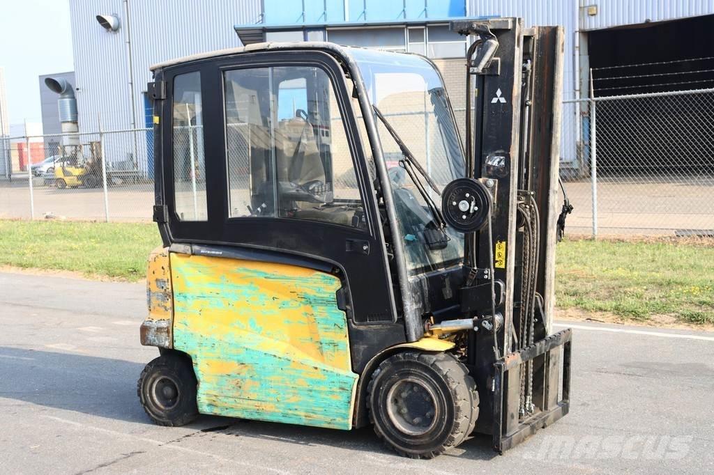 Mitsubishi FB35N 電動堆高機