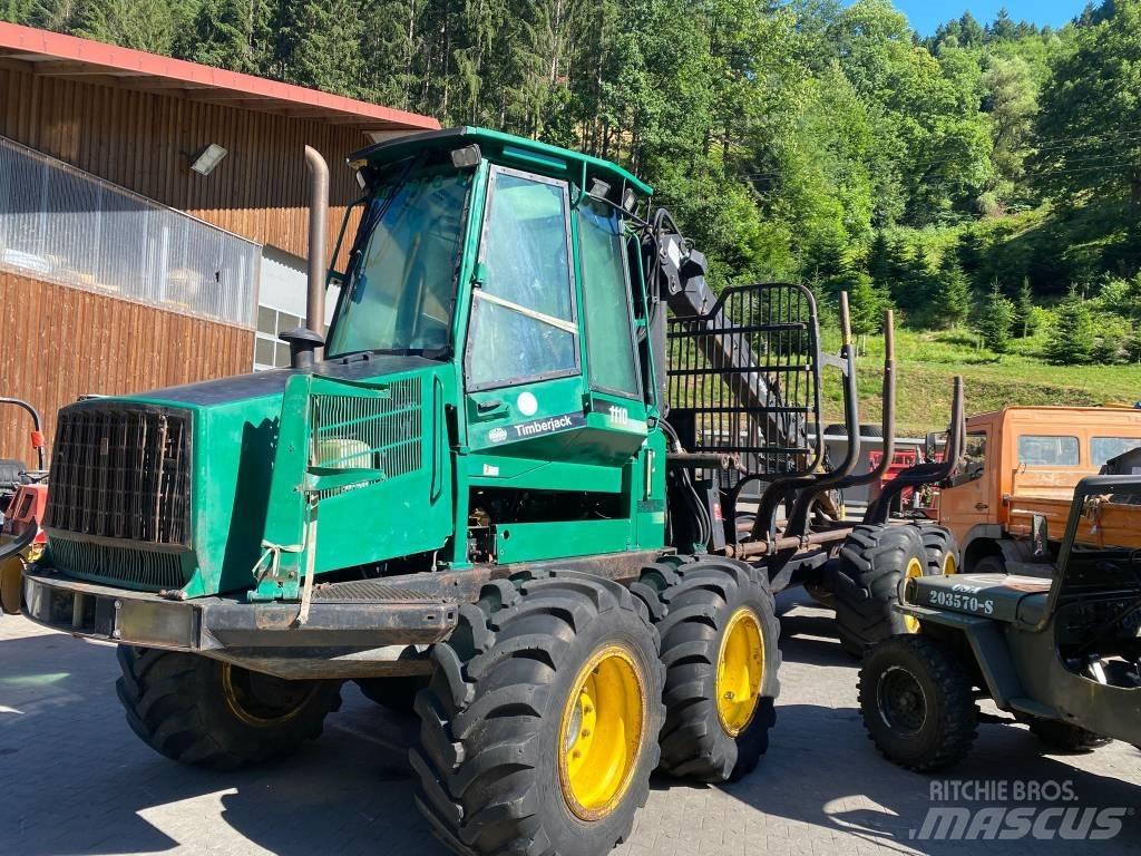 John Deere 1110 集運機