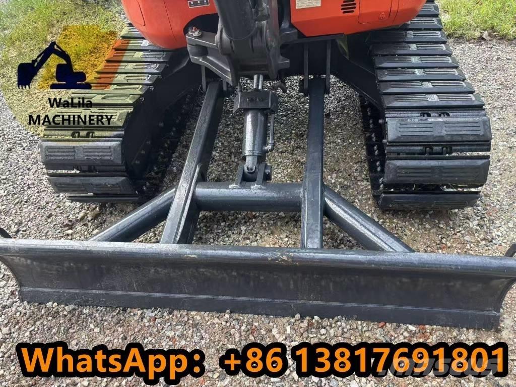Kubota U 40 小型挖土機/掘鑿機<7t(小型挖掘機)