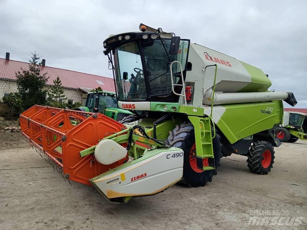 CLAAS Tucano 340 聯合收穫機