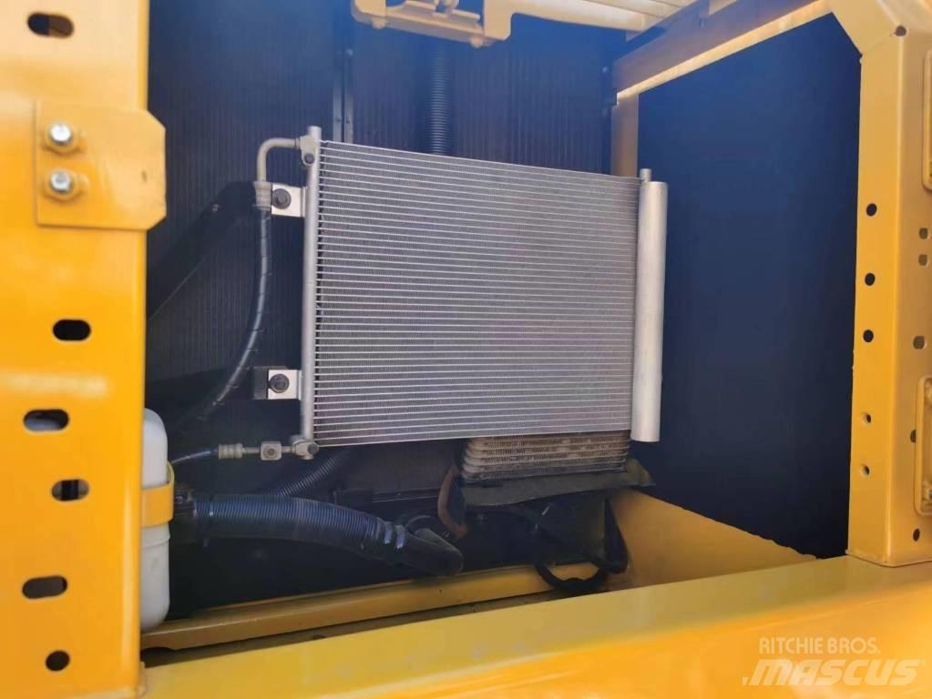 Komatsu PC 220-8 履帶式 挖土機/掘鑿機/挖掘機