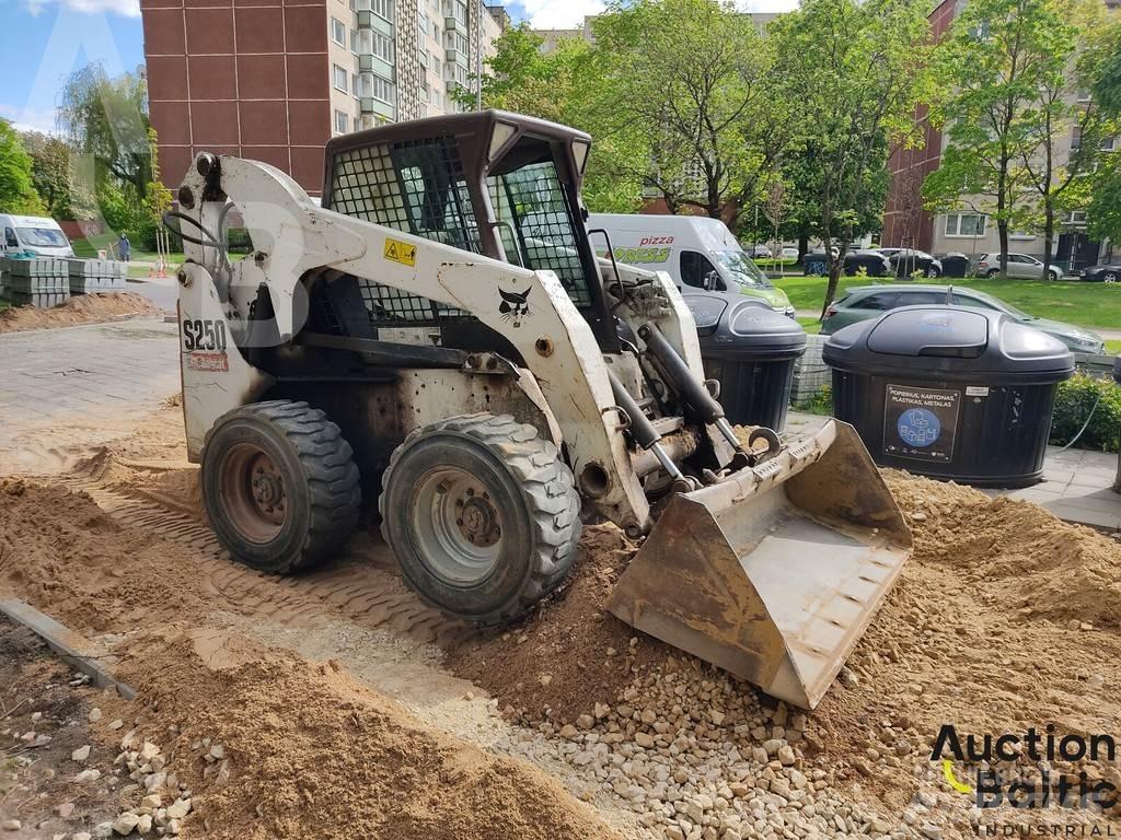 Bobcat S 250 滑移轉向裝載機