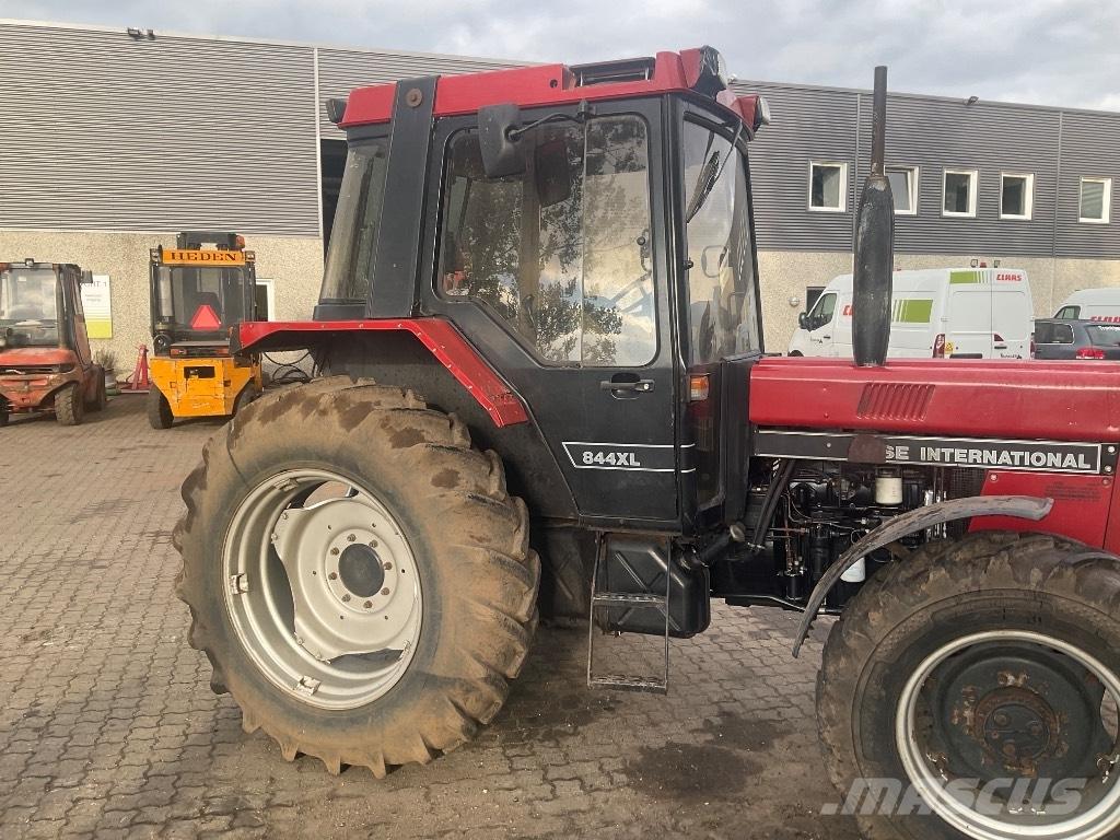 Case IH 844 xla 曳引機