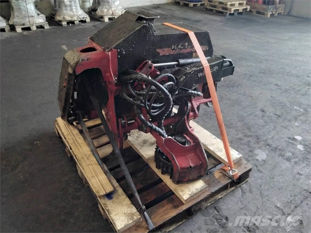 Waratah H413 收穫機頭