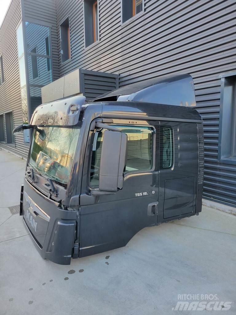 MAN TGS EURO 6 駕駛室與內部