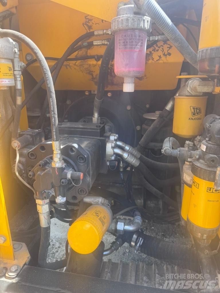 JCB JS 131 LC 履帶式 挖土機/掘鑿機/挖掘機