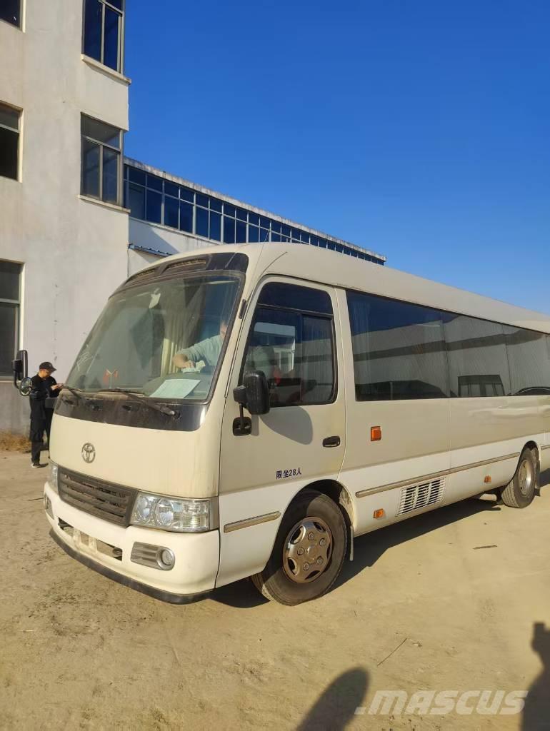 Toyota Coaster 公路客運汽車