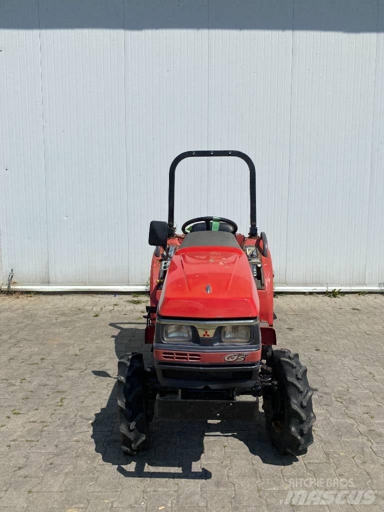 Mitsubishi MT170 小型曳引機