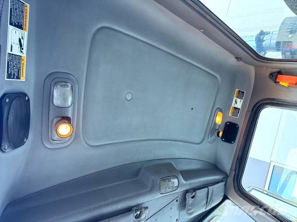 Peterbilt 357 起重可拆卸式卡車