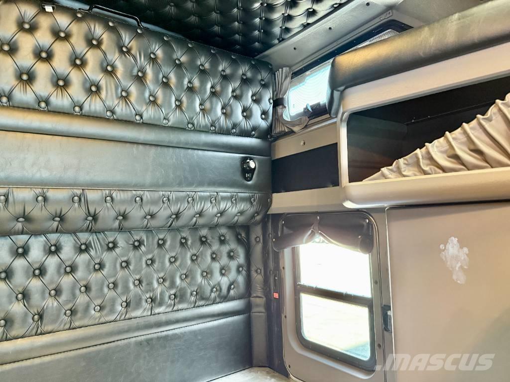 Kenworth W 900 曳引機組件
