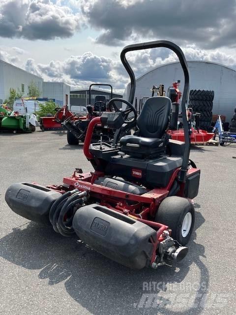 Toro 3250D 果嶺割草機