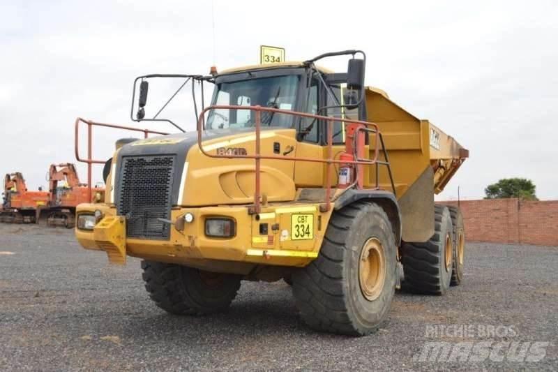 Bell B40D 鉸接式起吊車