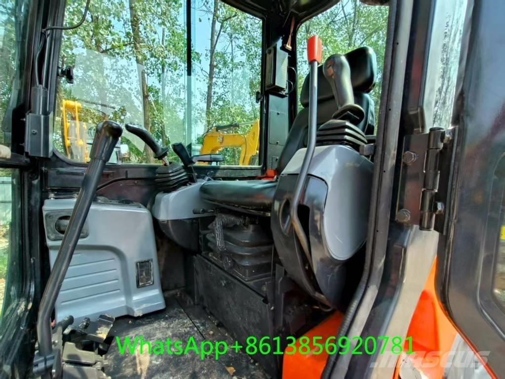 Kubota KX 057 小型挖土機/掘鑿機<7t(小型挖掘機)