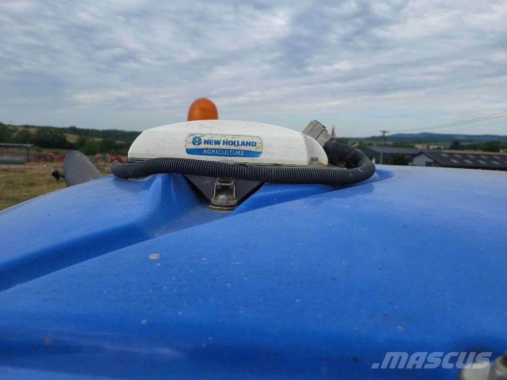 New Holland T 8.410 曳引機