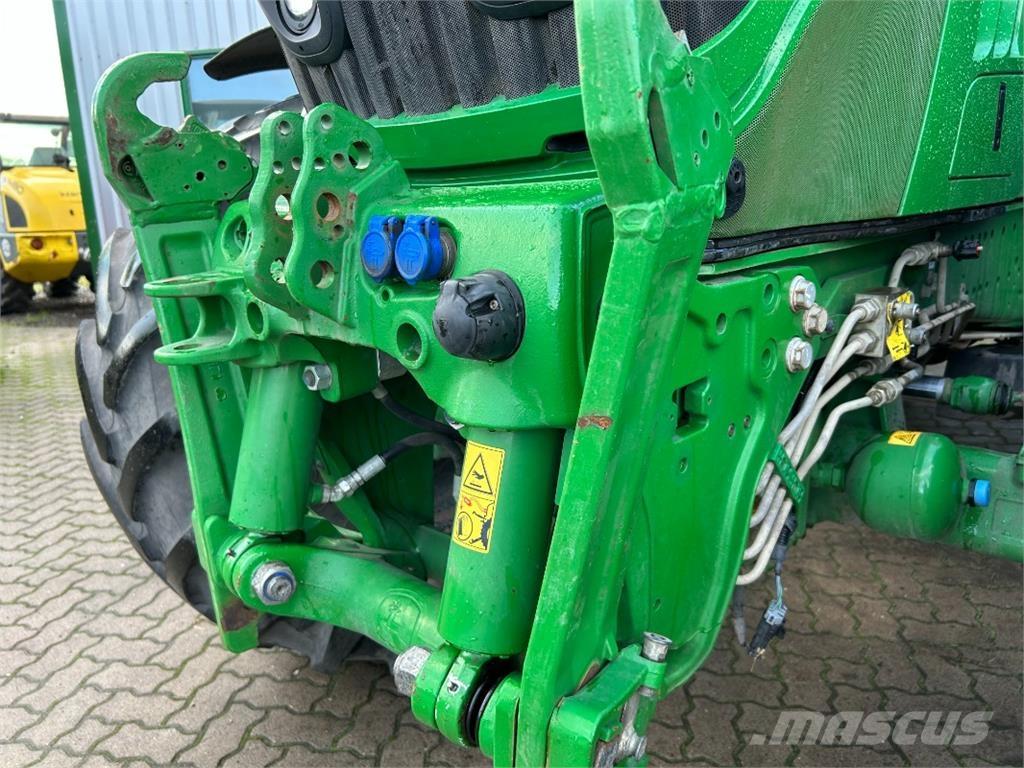 John Deere 6195R 曳引機