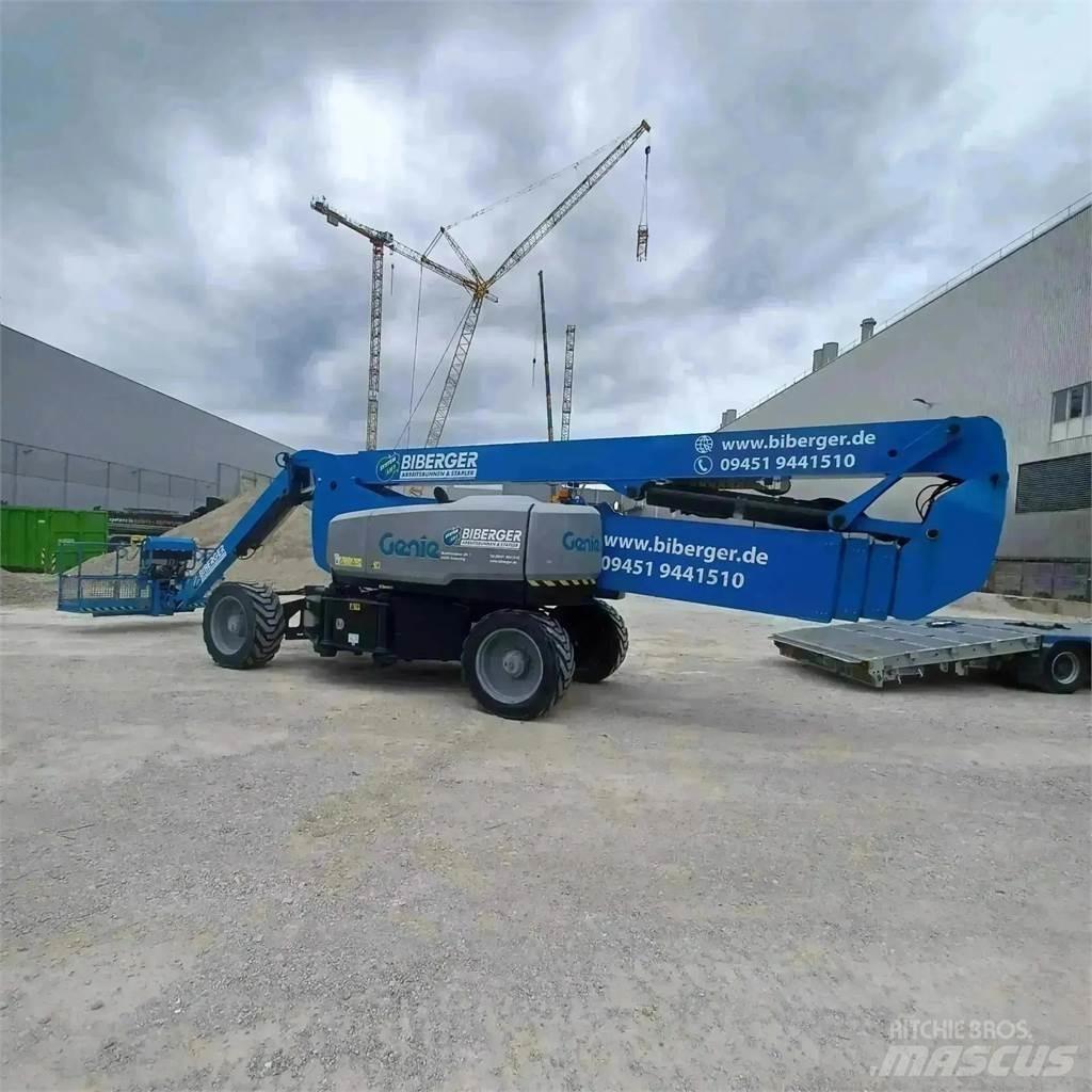 Genie ZX 135 曲臂高空作業車