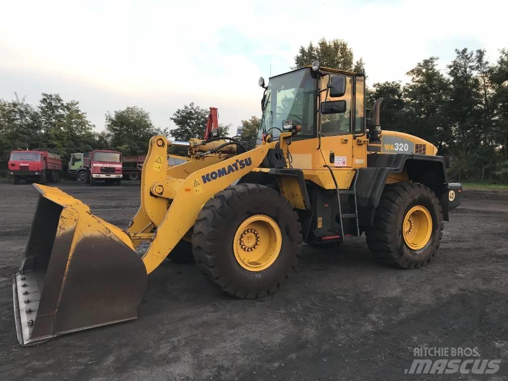 Komatsu WA320-5H 輪胎式裝載機