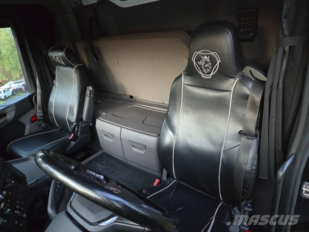 Scania R 450 林業運輸車