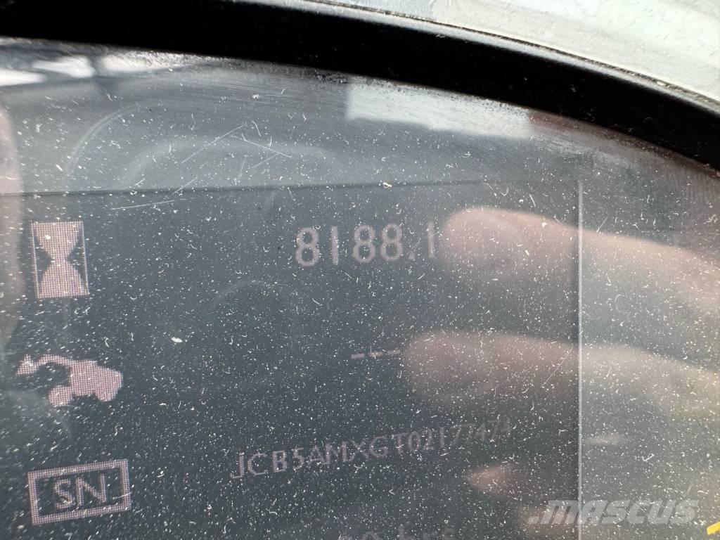 JCB 550-170 伸縮臂操作車