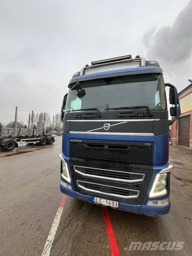 Volvo FH 木材貨車