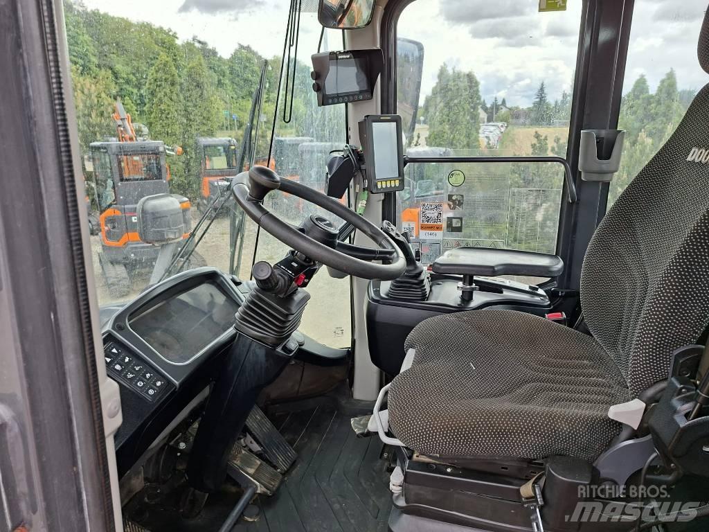 Doosan DL 420-5 輪胎式裝載機