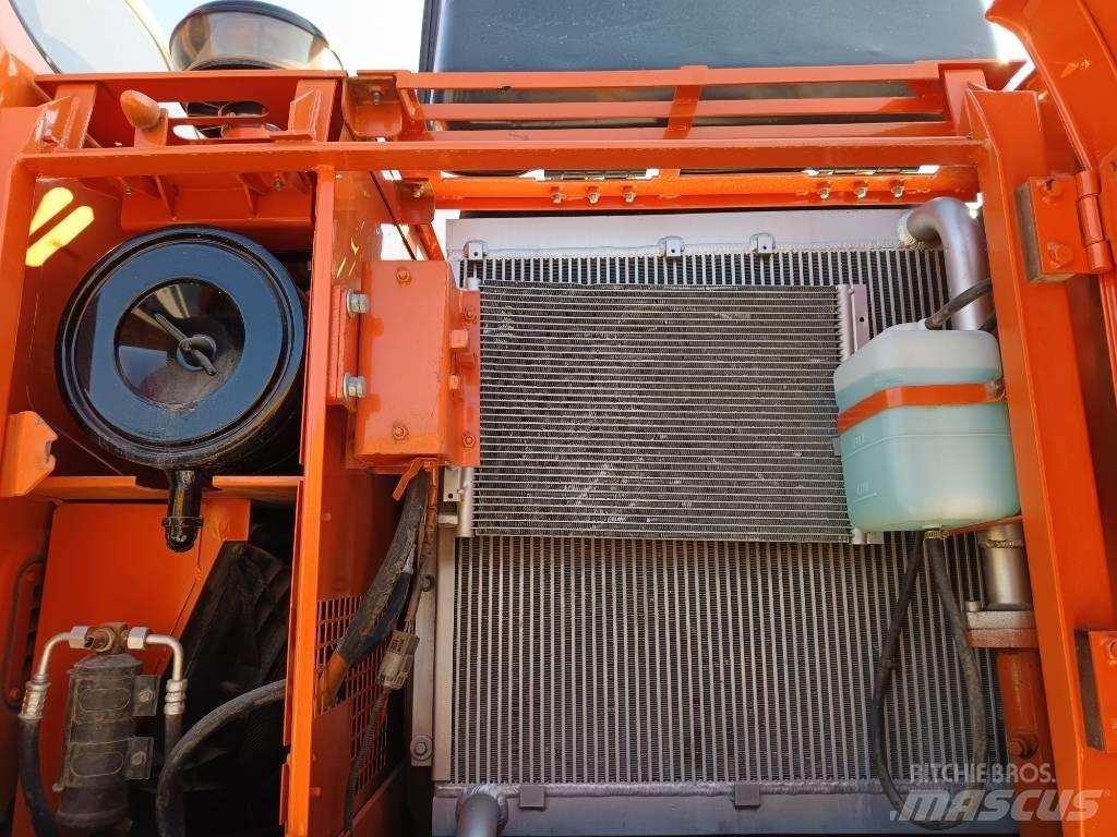 Doosan DH 150 W-7 旋轉式挖土機/掘鑿機/挖掘機