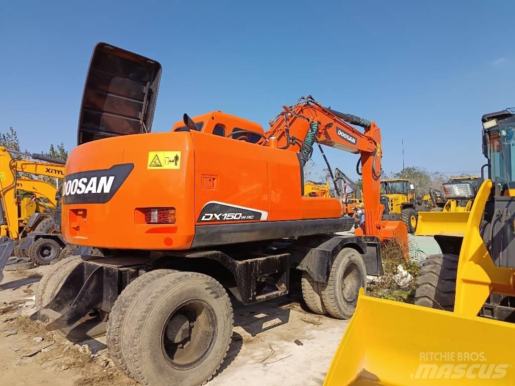 Doosan DH 150 W-7 旋轉式挖土機/掘鑿機/挖掘機