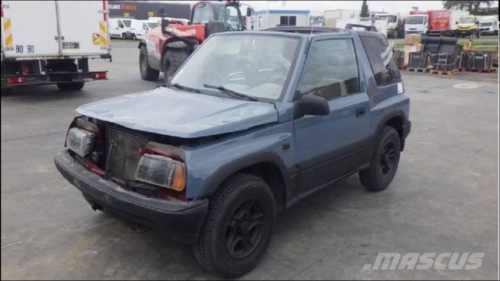 Suzuki Vitara 1 汽車