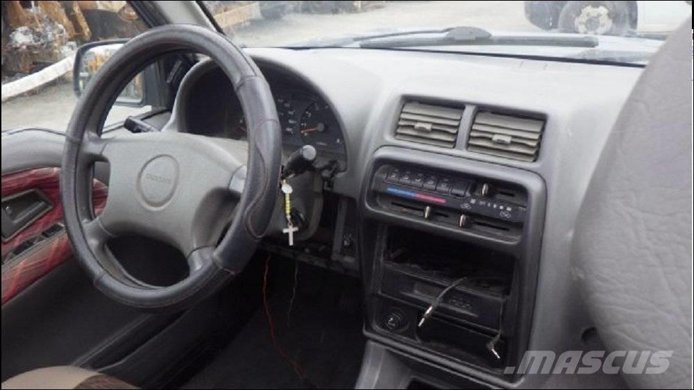 Suzuki Vitara 1 汽車