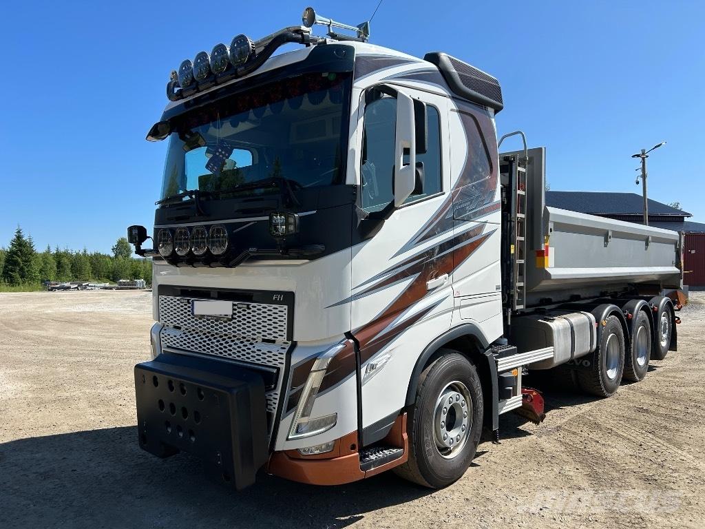 Volvo FH 540 8x4 吊鉤式起重車
