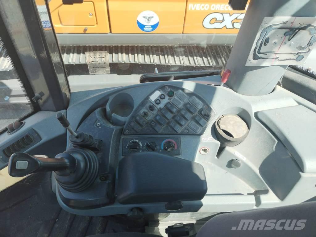 New Holland W 130 輪胎式裝載機