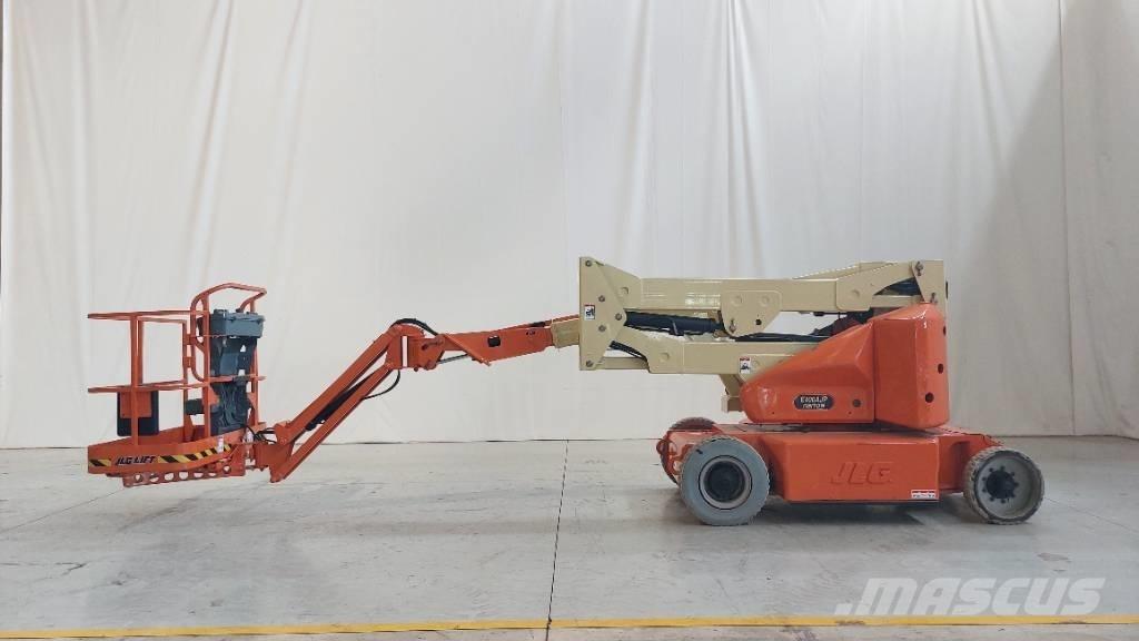 JLG E 400 AJPN 曲臂高空作業車