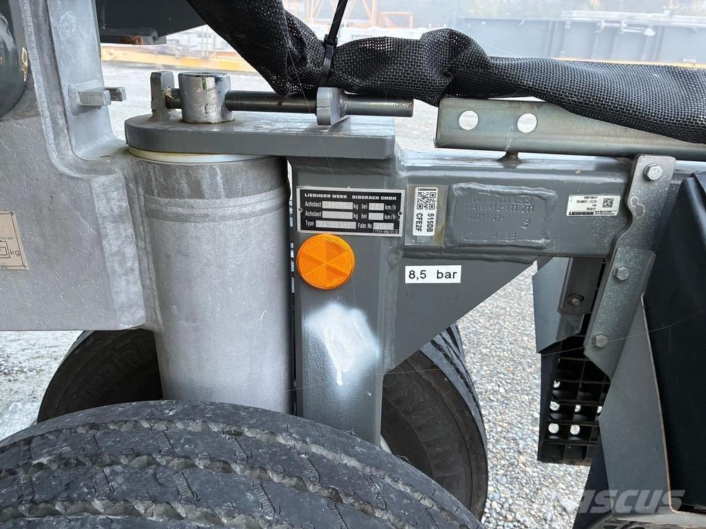 Liebherr L1-32 塔式起重機