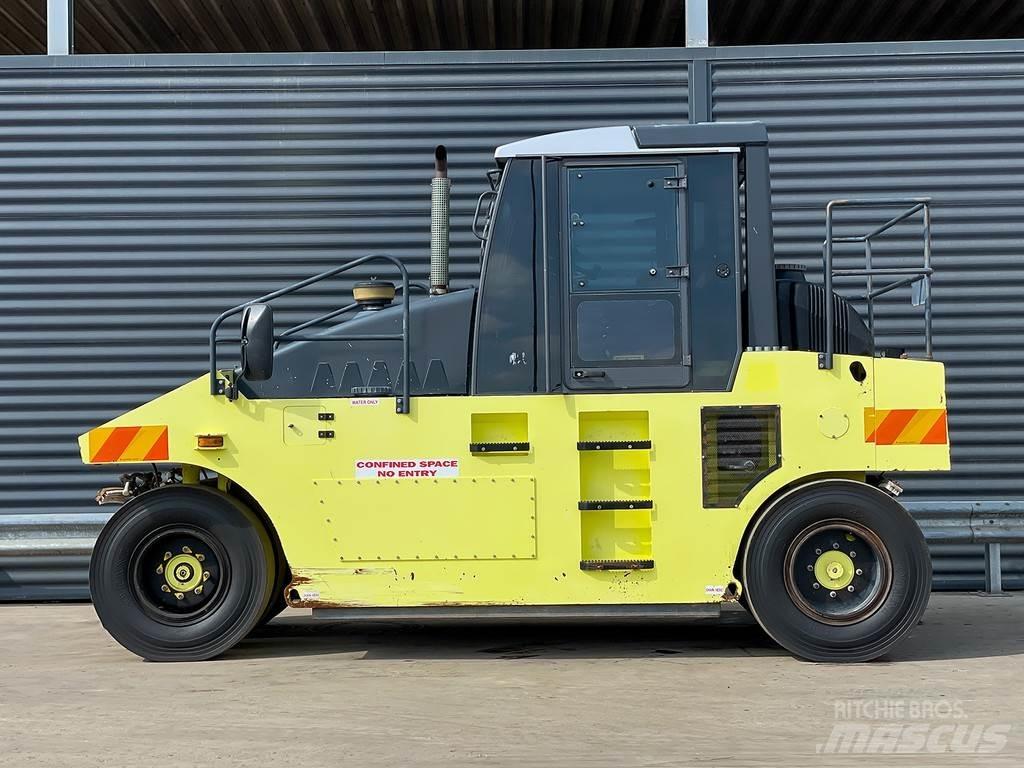 Ammann AP 240 膠輪滾壓機