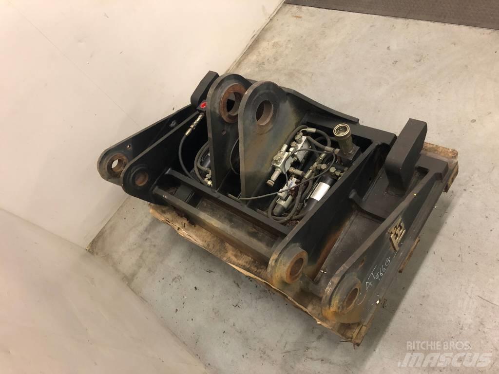 CAT 966 G 快速連結器