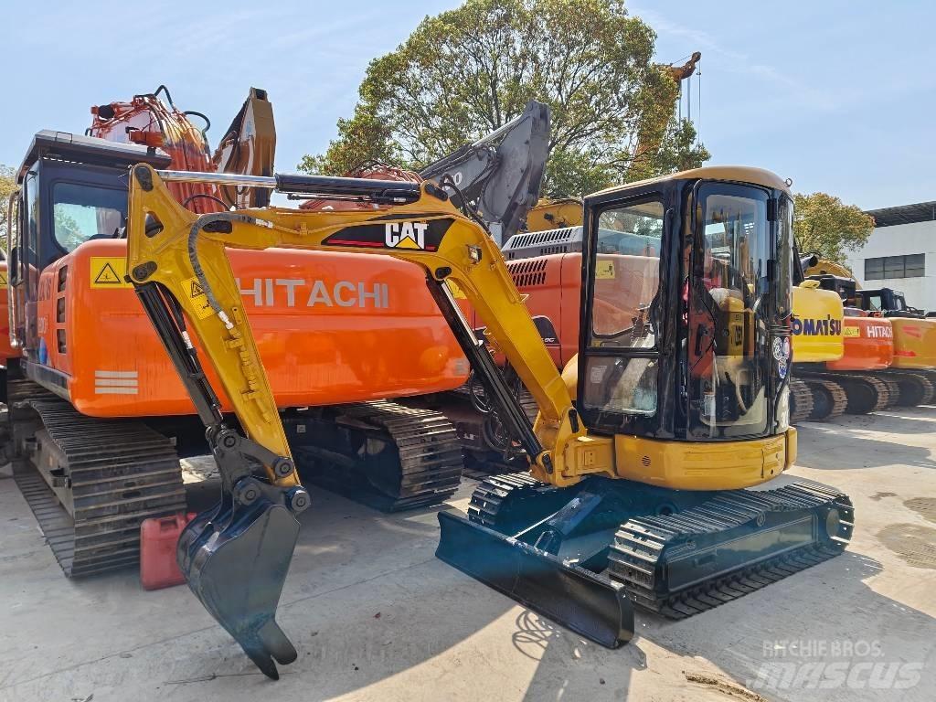 CAT 304CR 小型挖土機/掘鑿機<7t(小型挖掘機)