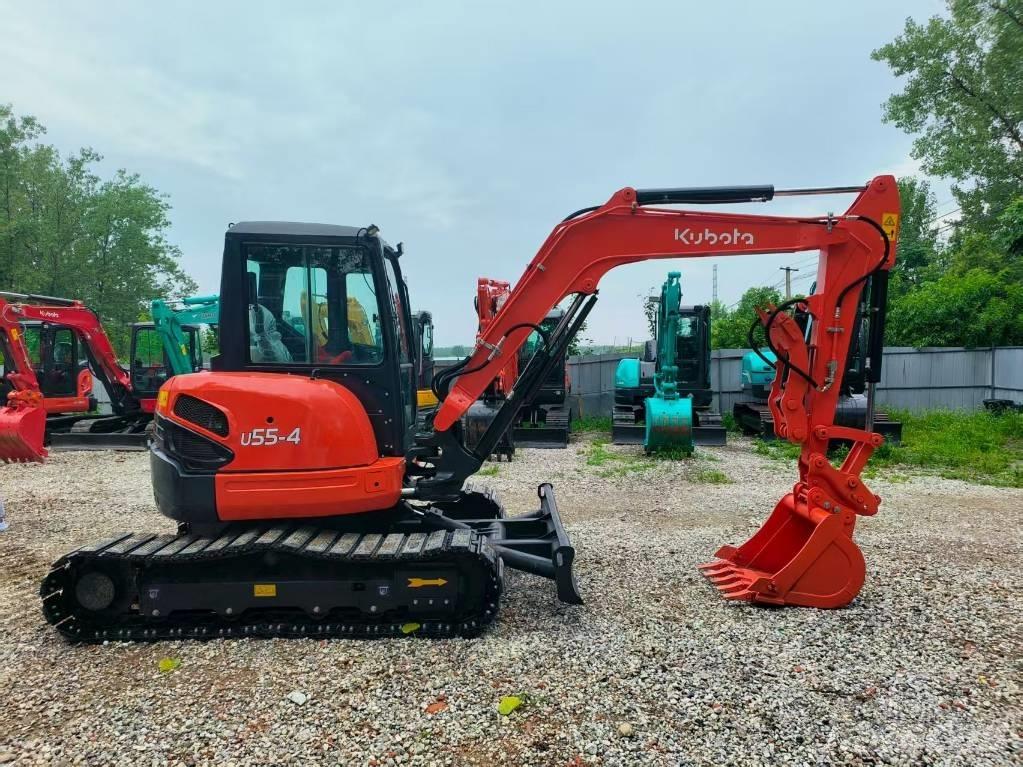 Kubota U 55-4 小型挖土機/掘鑿機<7t(小型挖掘機)